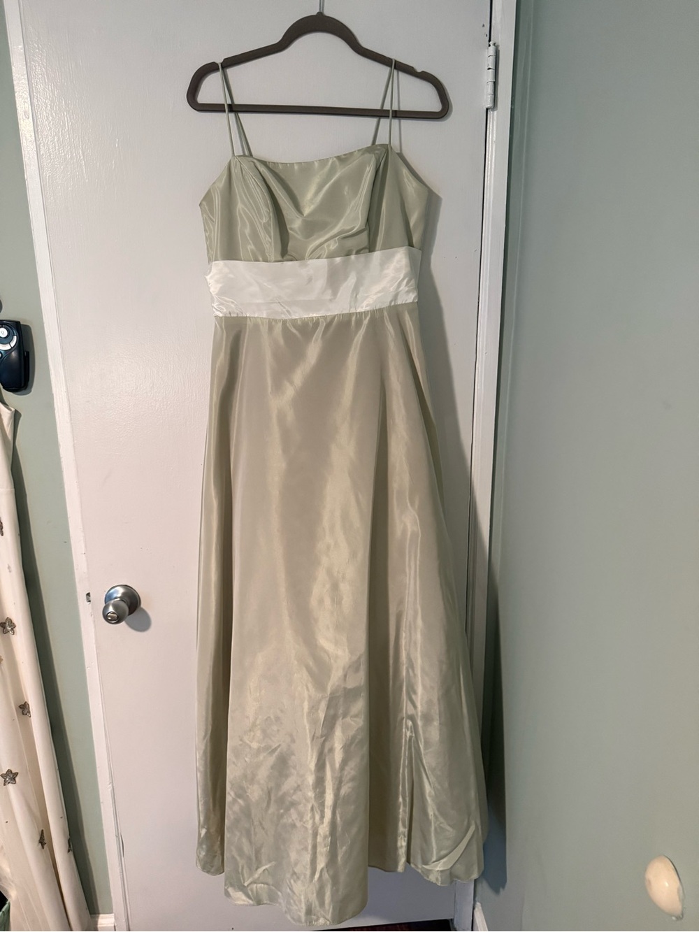 Vintage Mackenzie Michaels light sage shimmering formal gown size 14